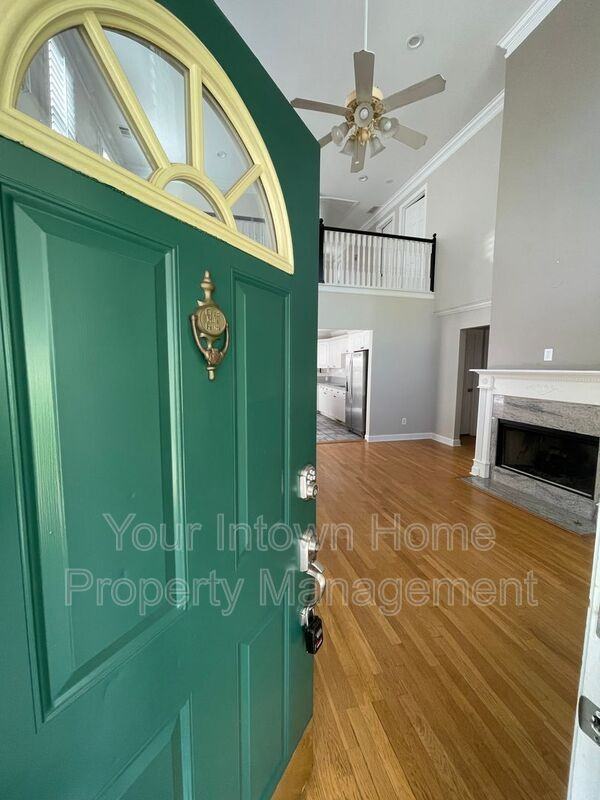 1207 Oglethorpe Ave Ne - Photo 2 of 43