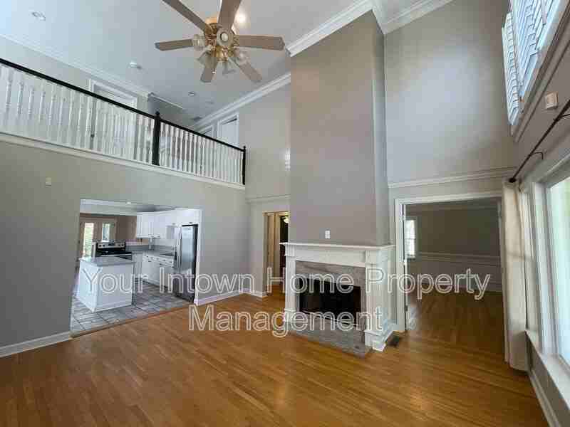 1207 Oglethorpe Ave Ne - Photo 5 of 43