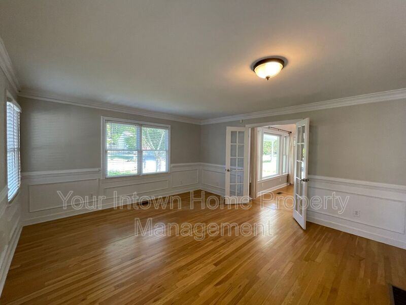 1207 Oglethorpe Ave Ne - Photo 6 of 43