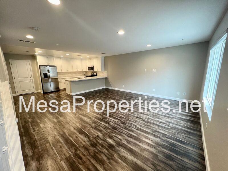 16408 Valencia Ave #311 - Photo 6 of 44