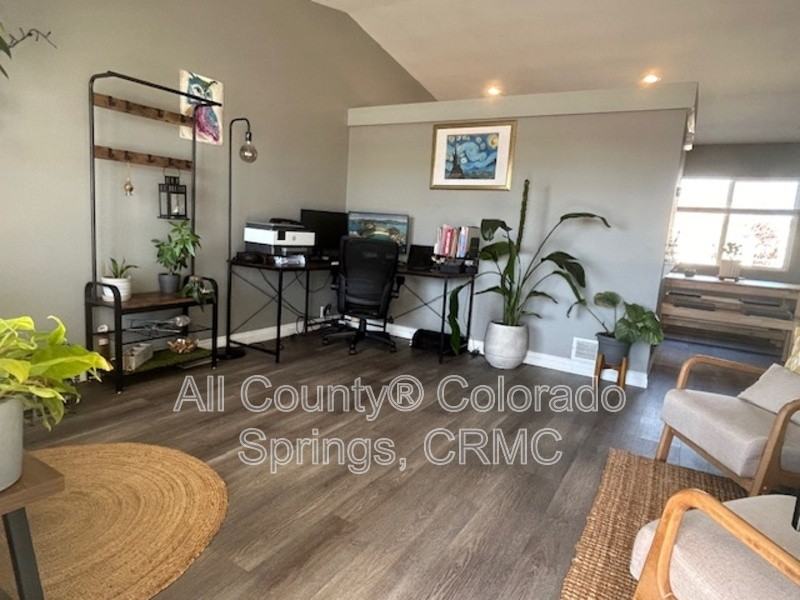 6160 Grand Mesa Dr - Photo 3 of 18