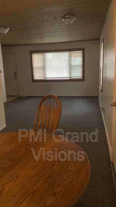 1529 2nd St - Photo 3 of 26