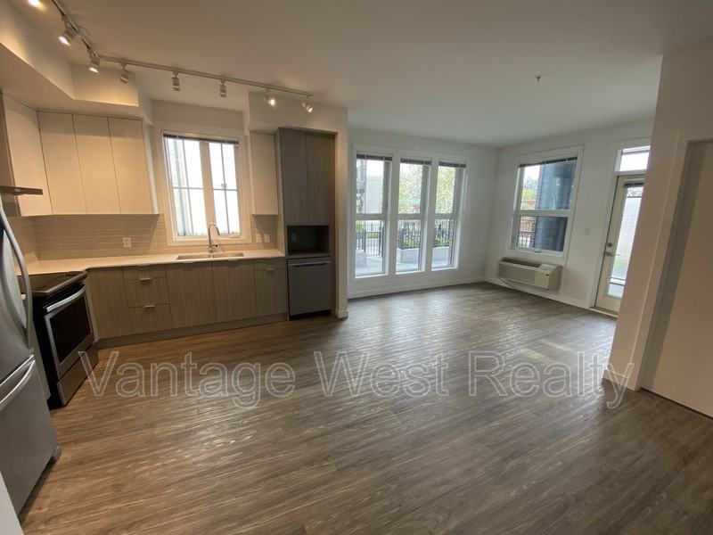 3201 Richter St - Photo 2 of 14