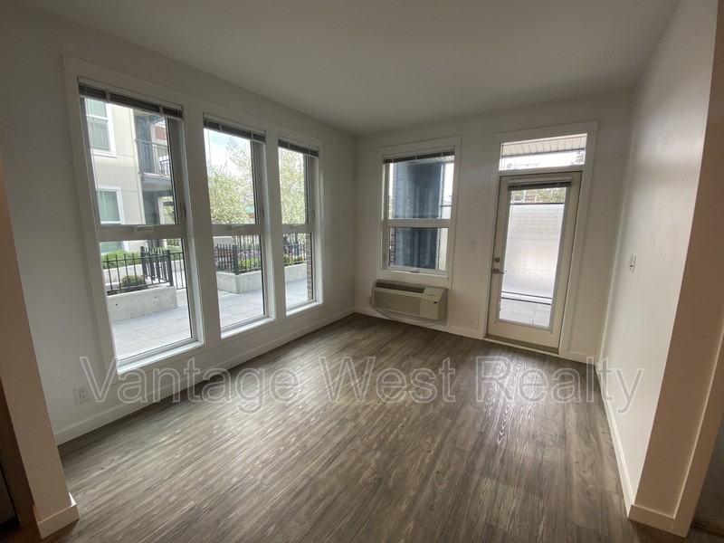 3201 Richter St - Photo 6 of 14