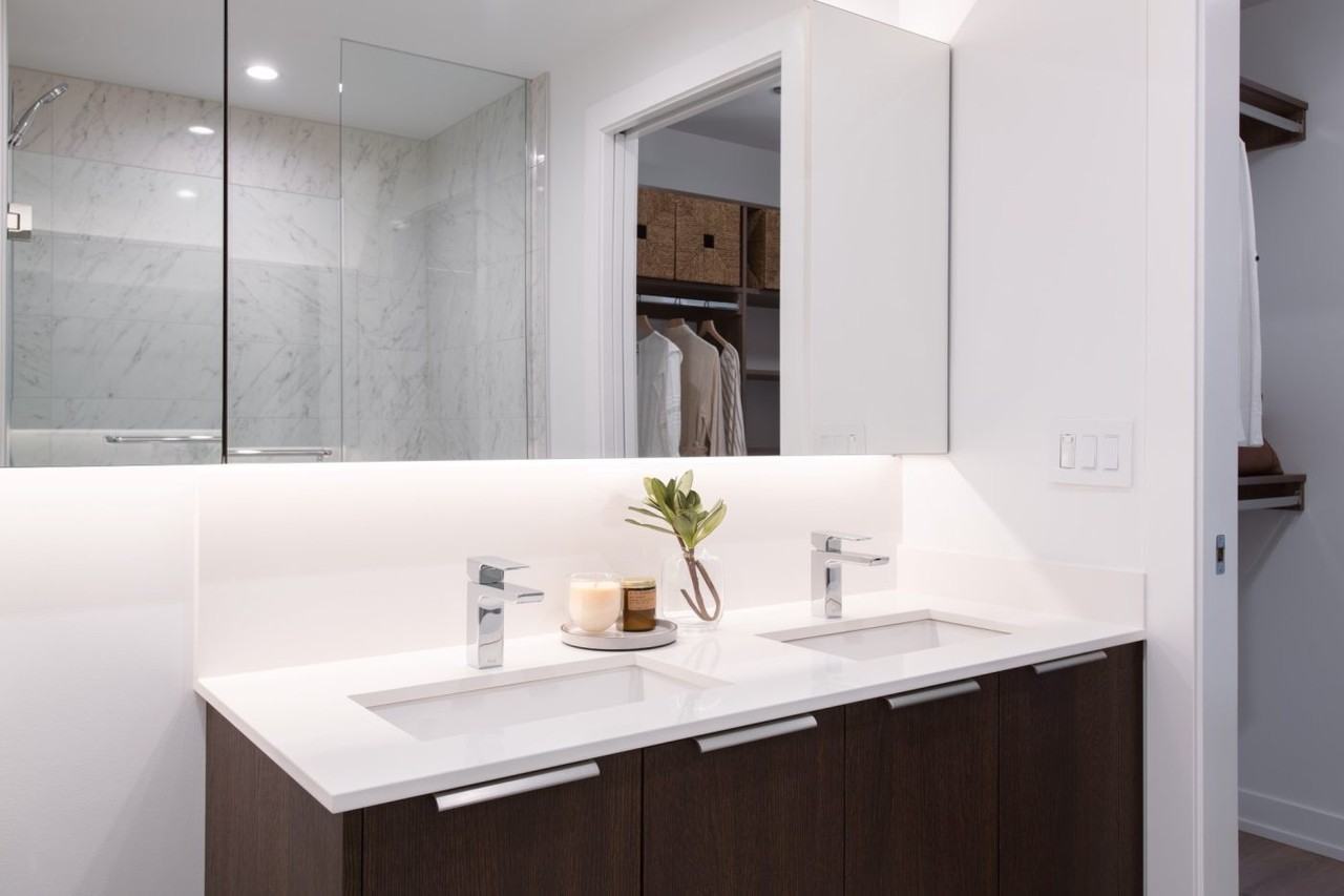 W Hill St #2801 - Photo 5 of 21