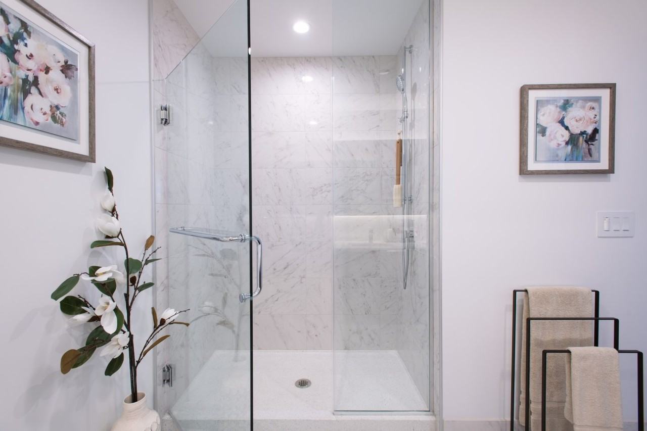 W Hill St #2801 - Photo 6 of 21