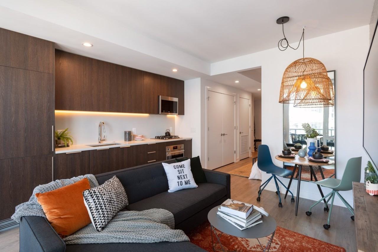 W Hill St #2801 - Photo 7 of 21