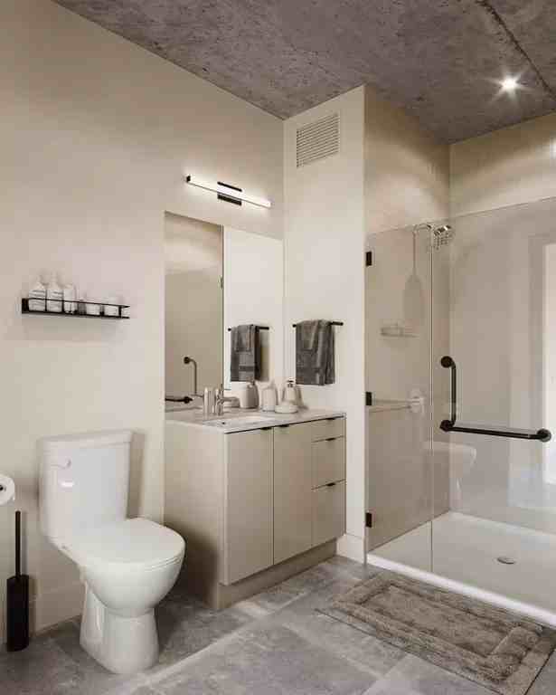 N Aberdeen St #724 - Photo 3 of 18