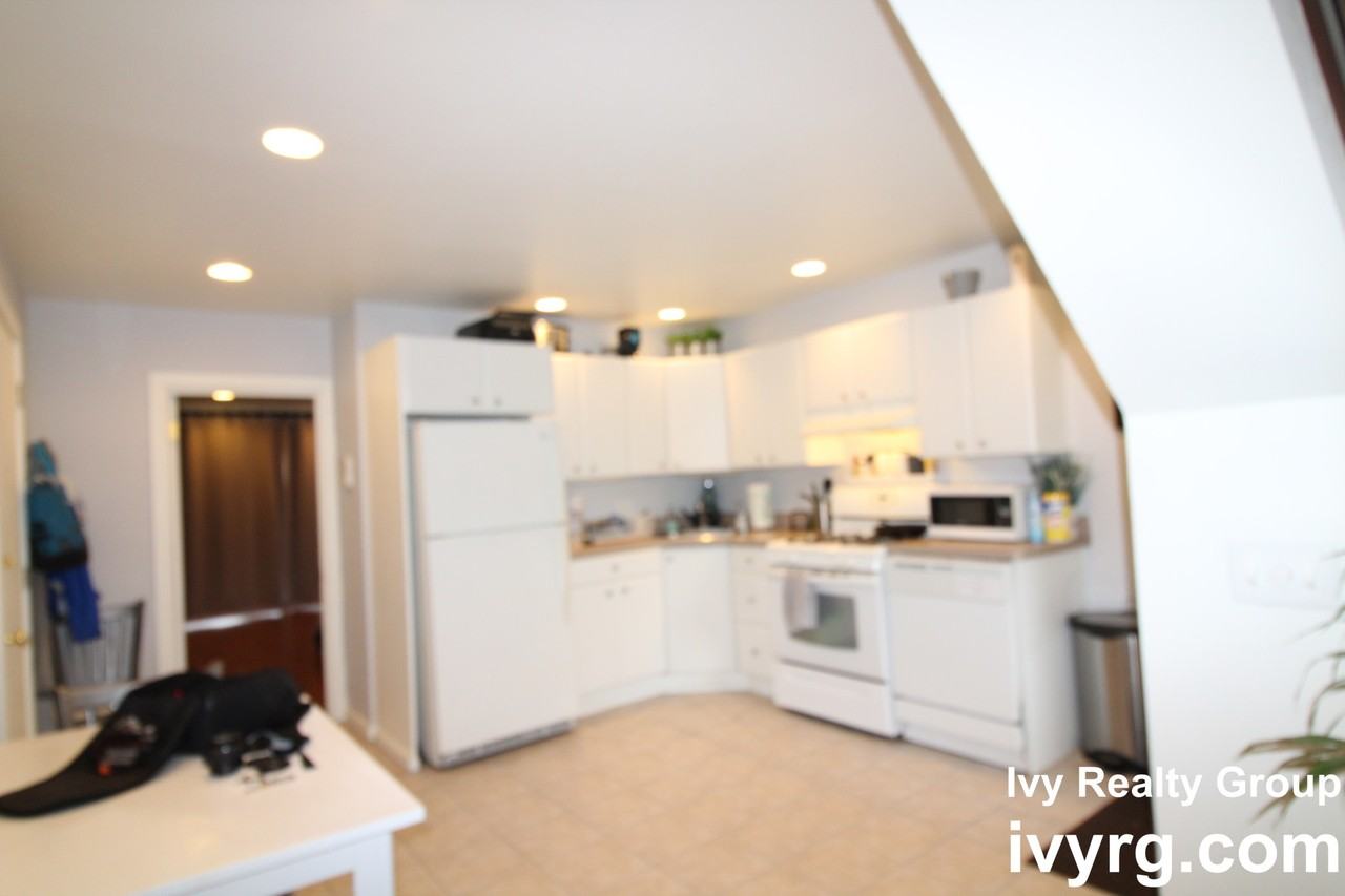 23 Cutter St #2 - Photo 2 of 11