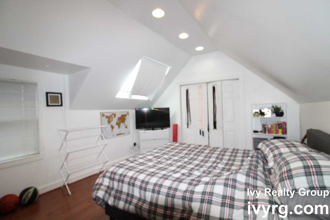 23 Cutter St #2 - Photo 5 of 11