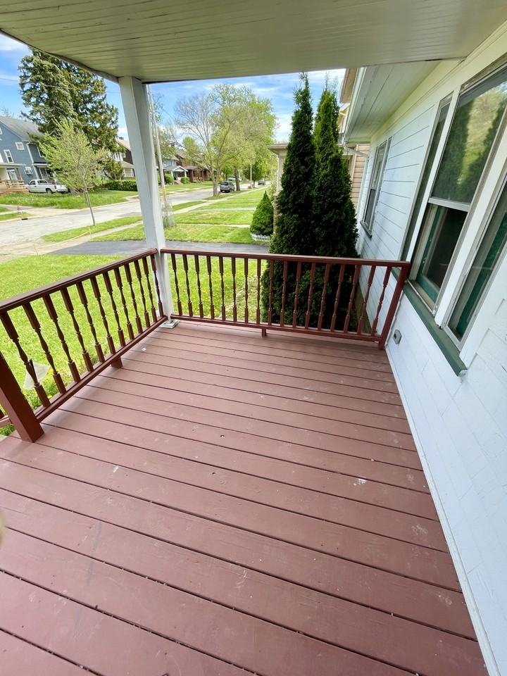 3276 Tullamore Rd - Photo 3 of 41