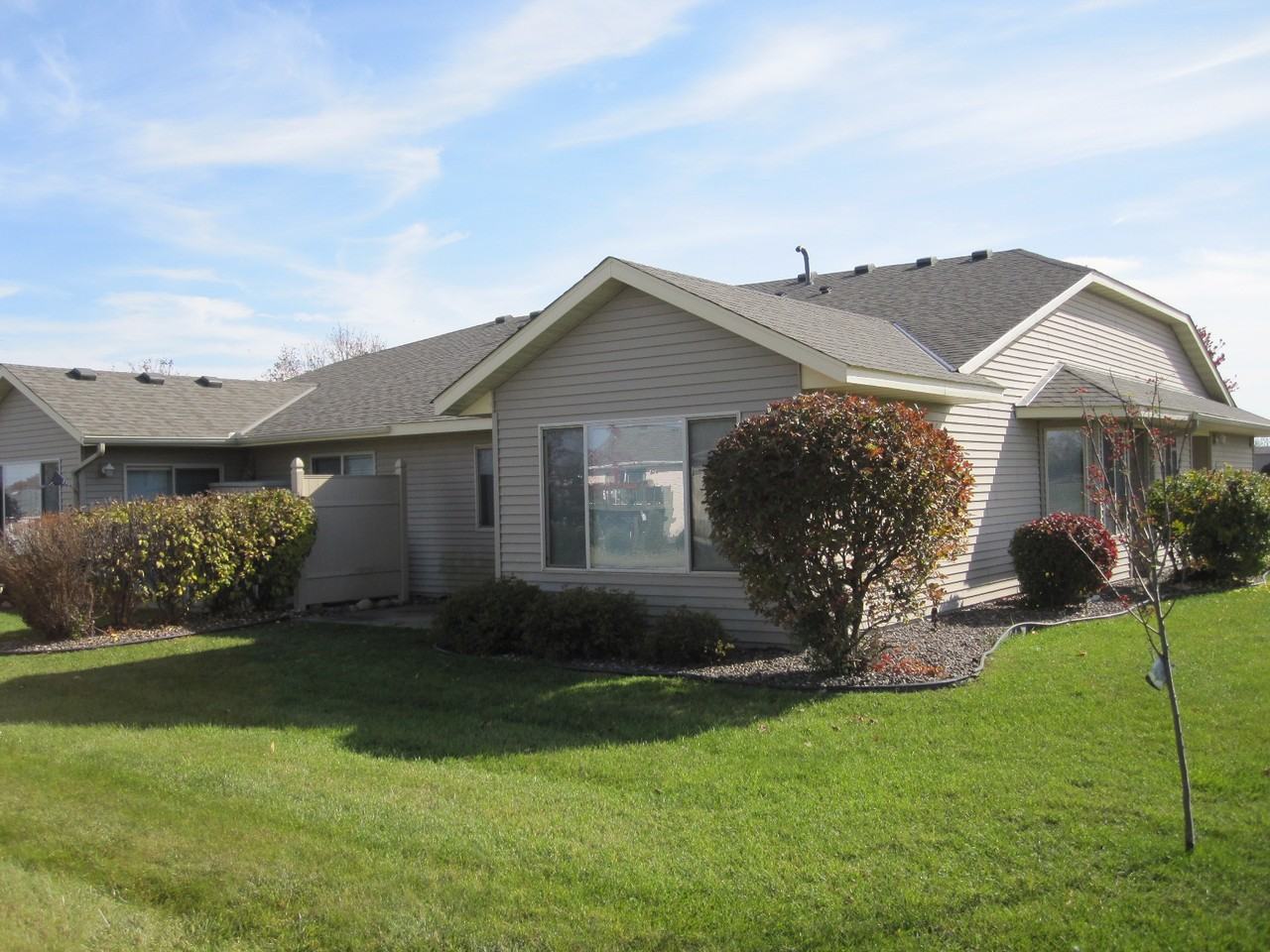 760 Plum Tree Ln - Photo 3 of 20