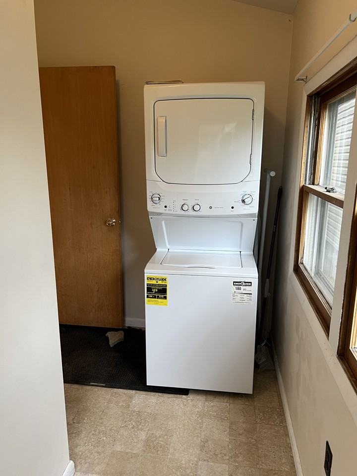 357 Court Ave #NA - Photo 3 of 27