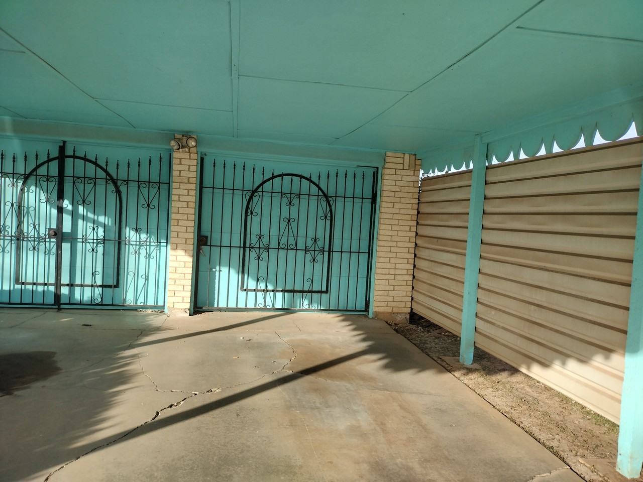 1501 Sw Monroe Ave #NA - Photo 7 of 34
