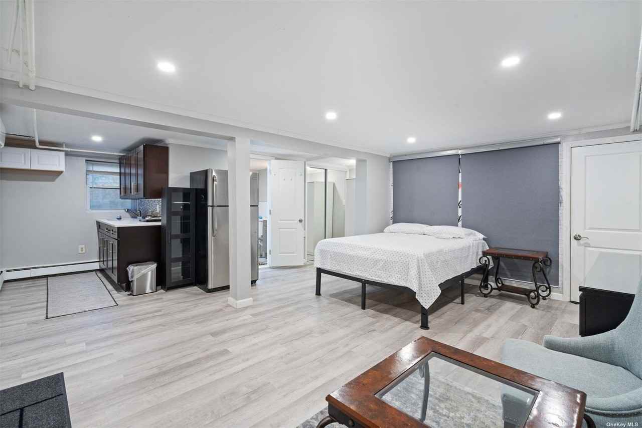 18 Utica Ave, Hicksville, NY 11801 Studio Apartment for 1,800/month