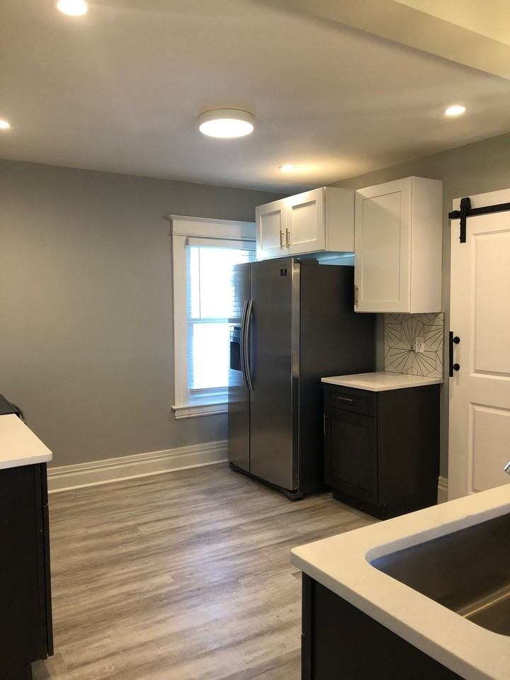 298 Hazelwood Terrace - Photo 2 of 32