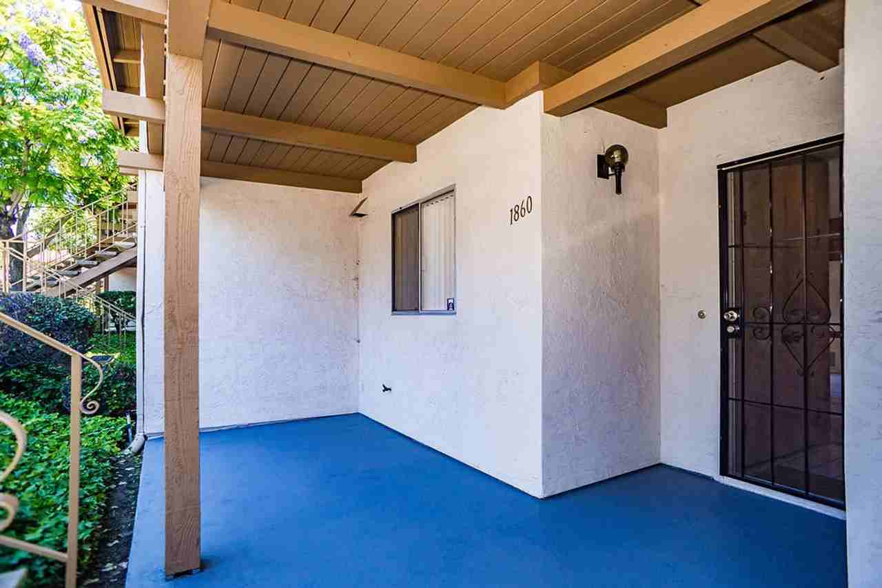 1860 Fairway Circle Dr - Photo 2 of 27