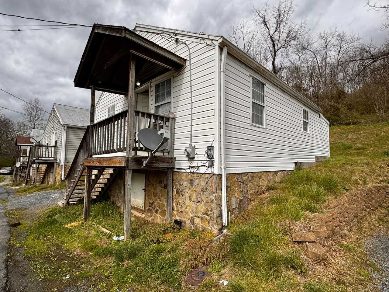 7 Homes in Waynesboro - Photo 3 of 25