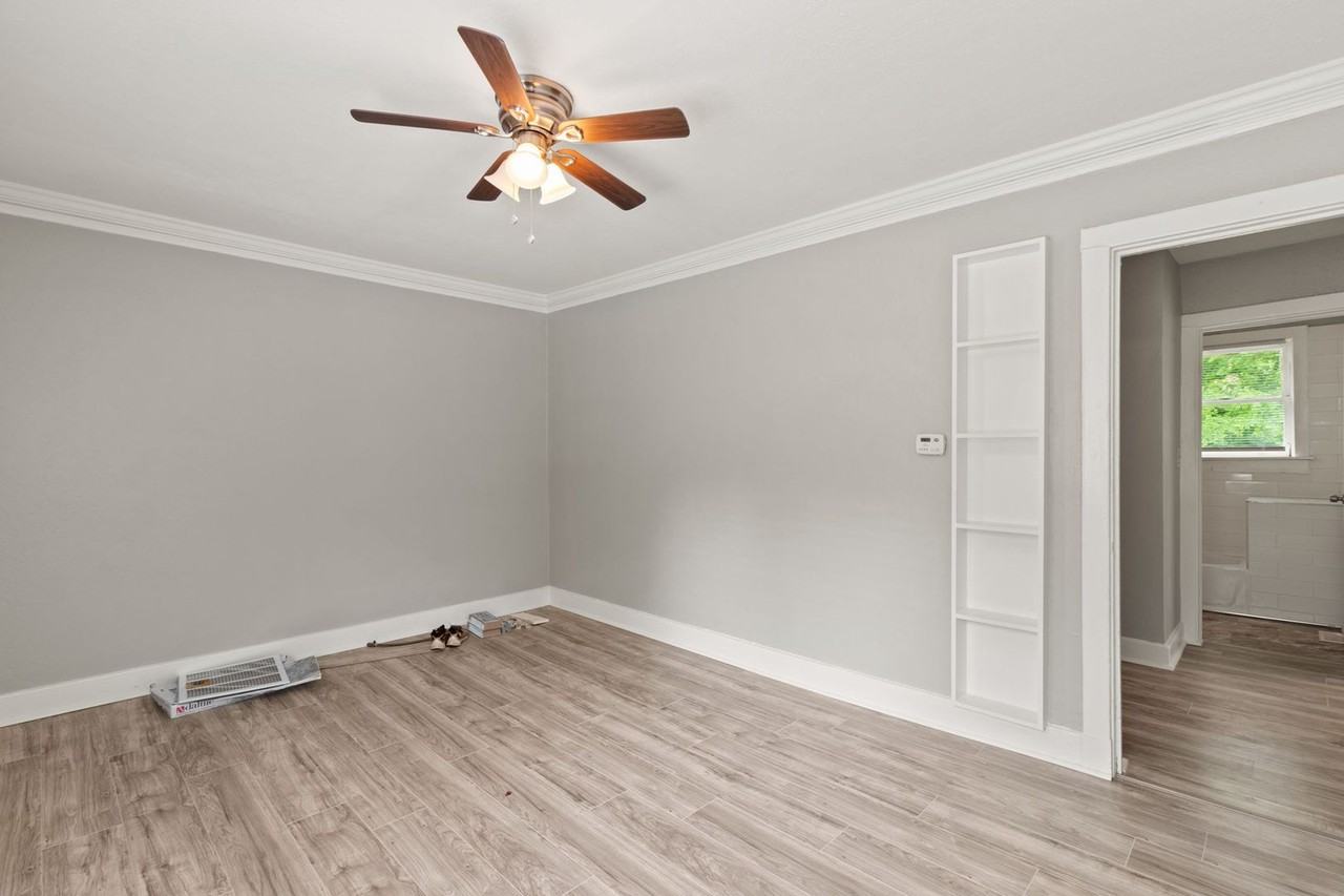 181 Holderness St Sw - Photo 4 of 11