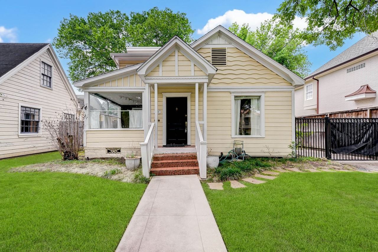 2719 Arbuckle St - Photo 2 of 29