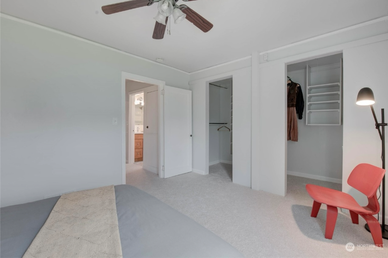 8147 9th Ave Sw - Photo 4 of 13