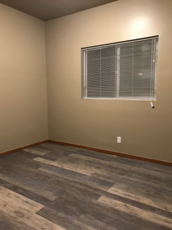 321 Wycoff Avenue North #6 - Photo 7 of 14