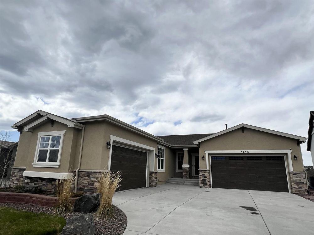 1514 Coronado Beach Dr - Photo 2 of 50