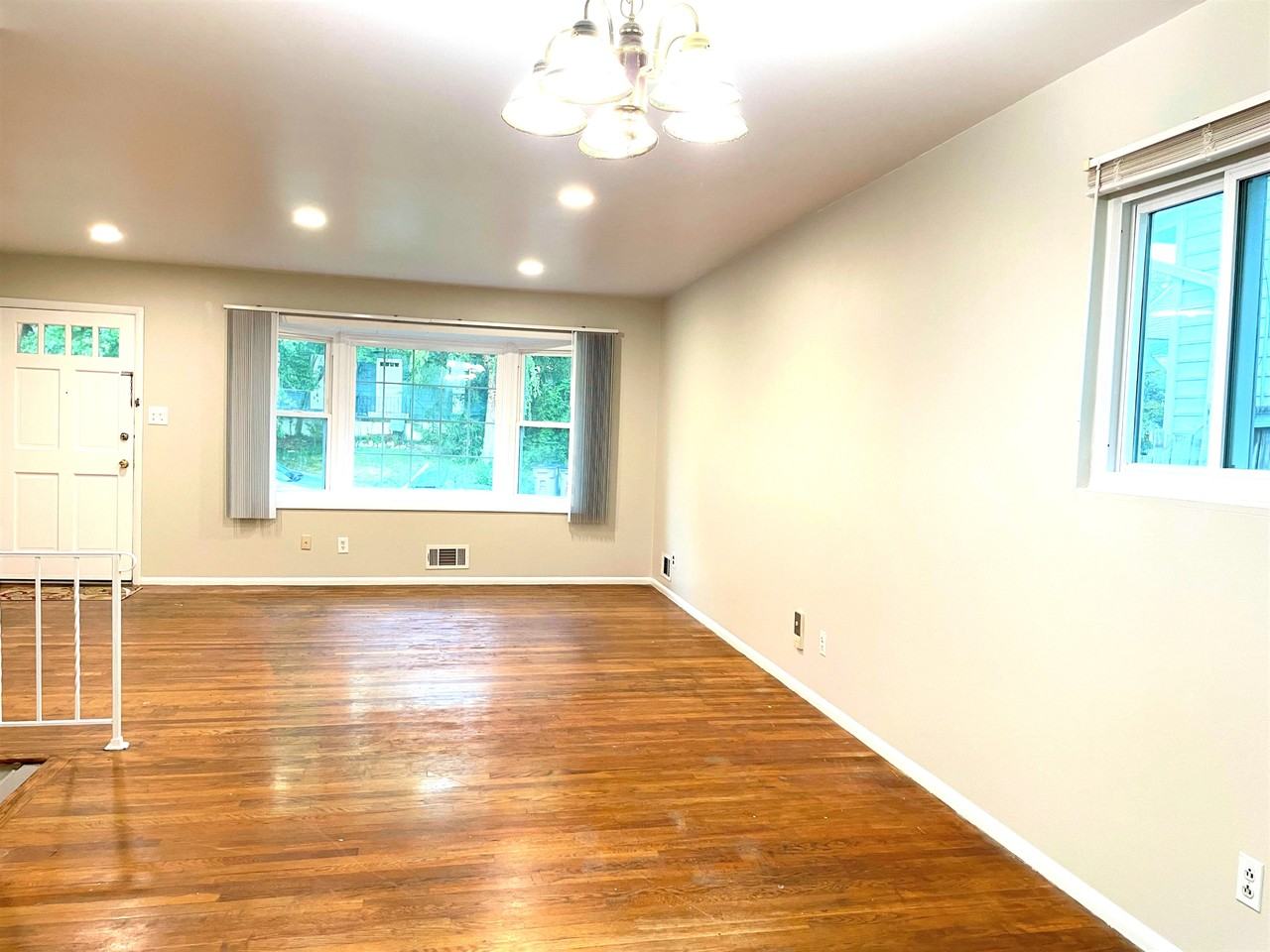 218 Upton St #NA - Photo 3 of 16