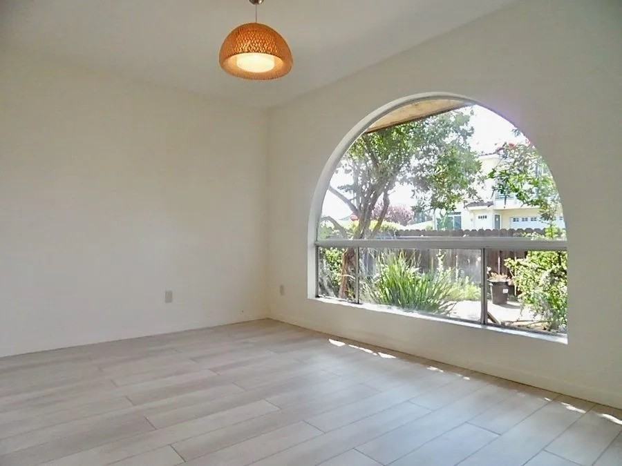 190 Evergreen Ave #A - Photo 4 of 21