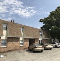 featured image of 1004 Seminary St #2