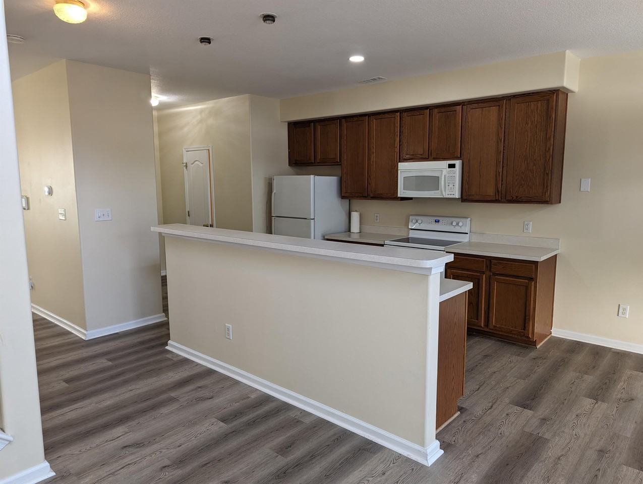 3817 Braswell Cir #1 - Photo 7 of 37