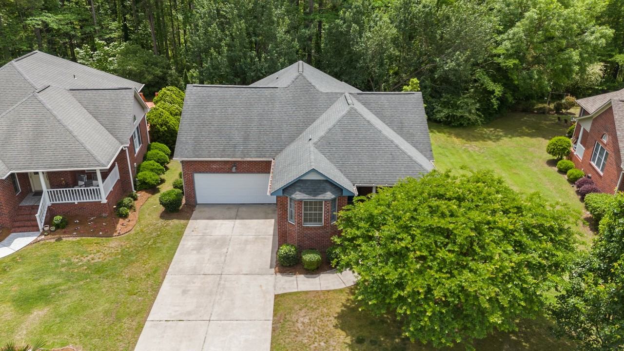 111 Boleyn Loop #1 - Photo 3 of 50