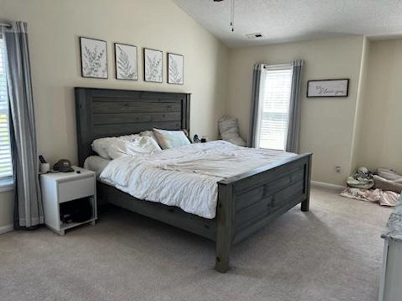 105 Willard Way - Photo 2 of 35