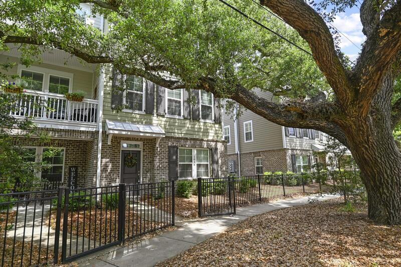 1098 Rifle Range Rd - Photo 2 of 37