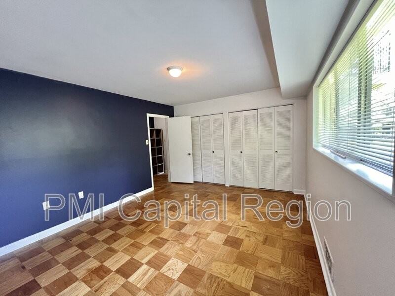 10620 Weymouth St #103 - Photo 3 of 15