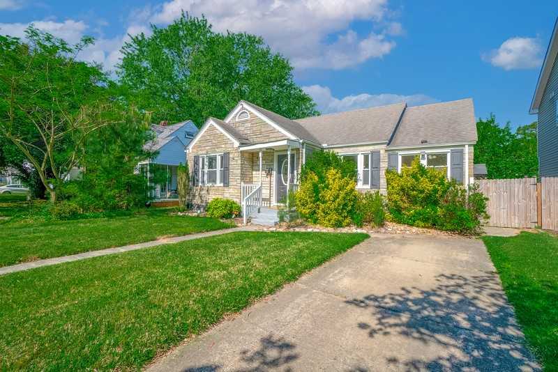 3315 Dunkirk Avenue - Photo 2 of 26