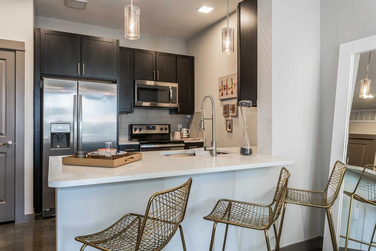 1180 Patterson St #AZ1 - Photo 3 of 11