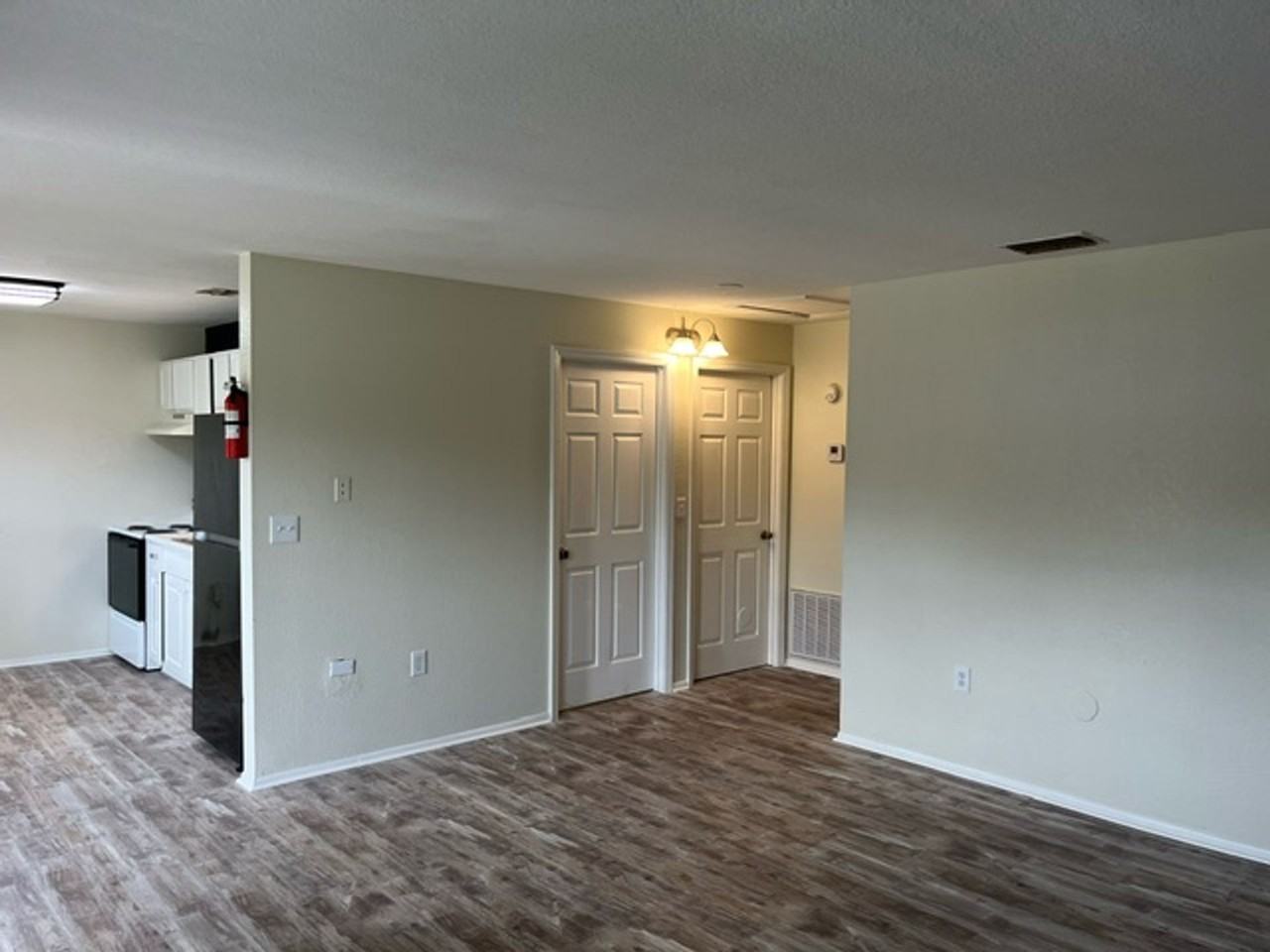 1022 Hagle Park Rd - Photo 2 of 9