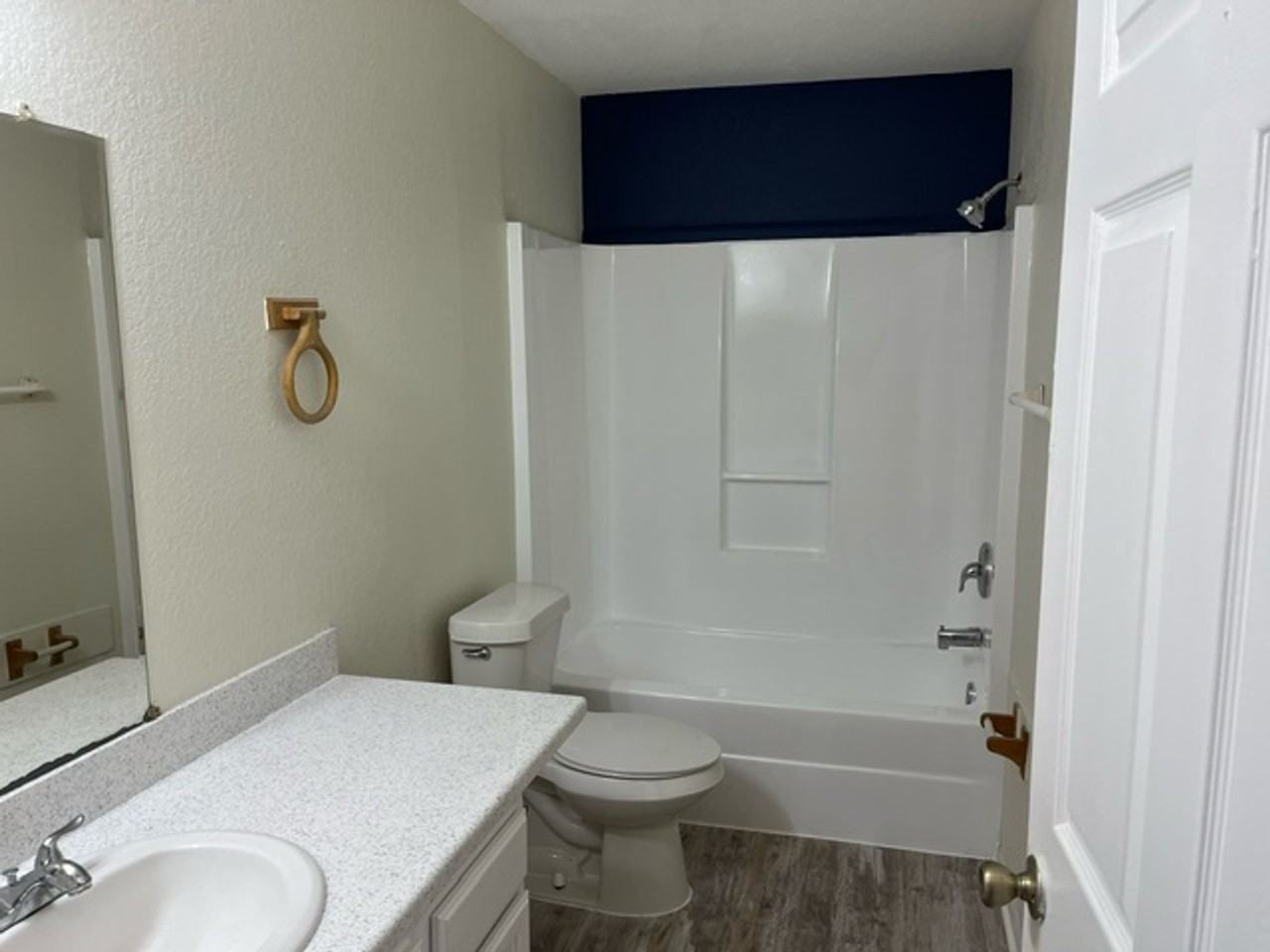 1022 Hagle Park Rd - Photo 6 of 9