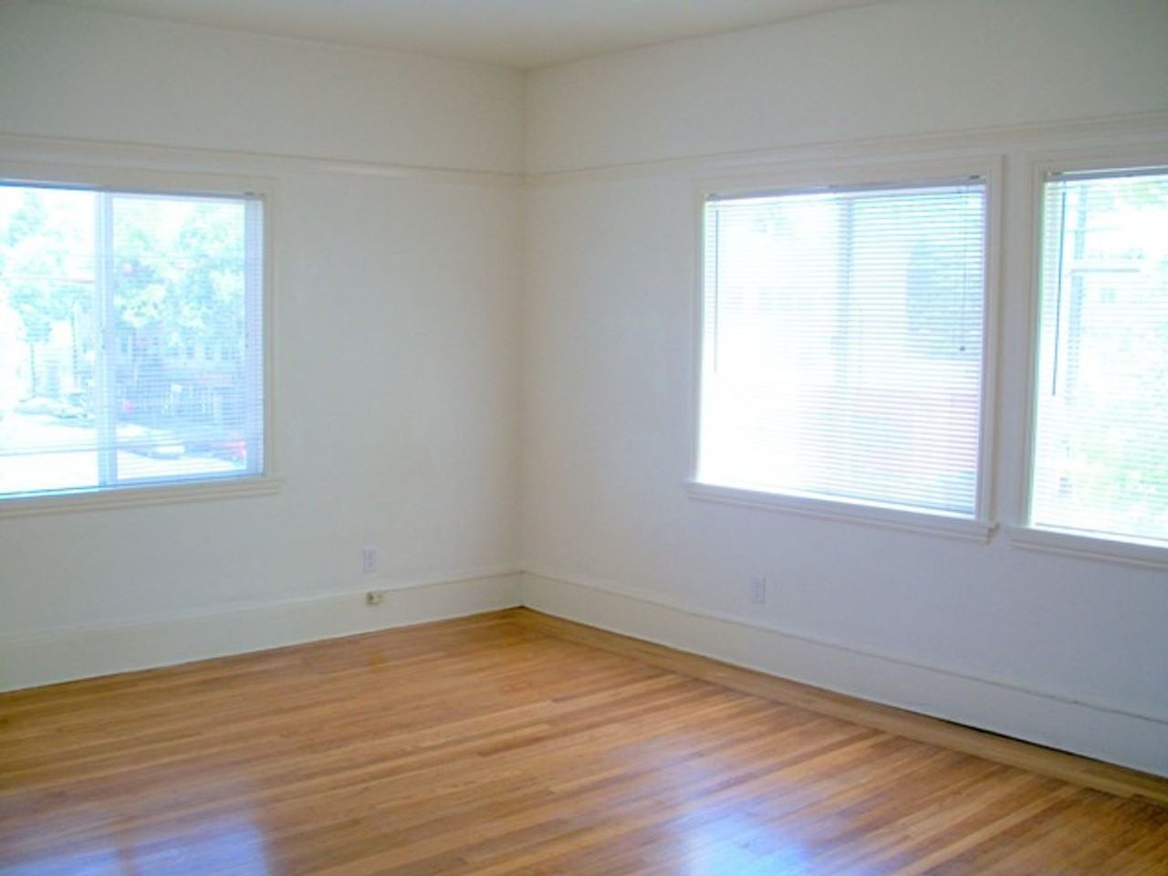 1988 California St #60 - Photo 3 of 9