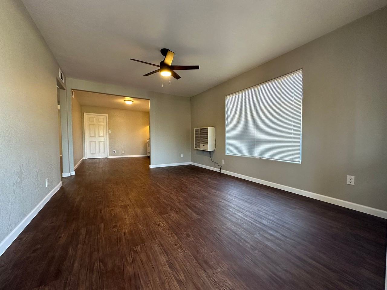 303 Taylor St - Photo 2 of 13