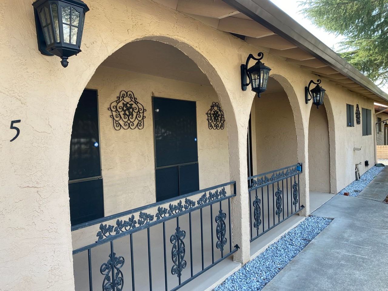 1885 Bechelli Ln - Photo 2 of 22