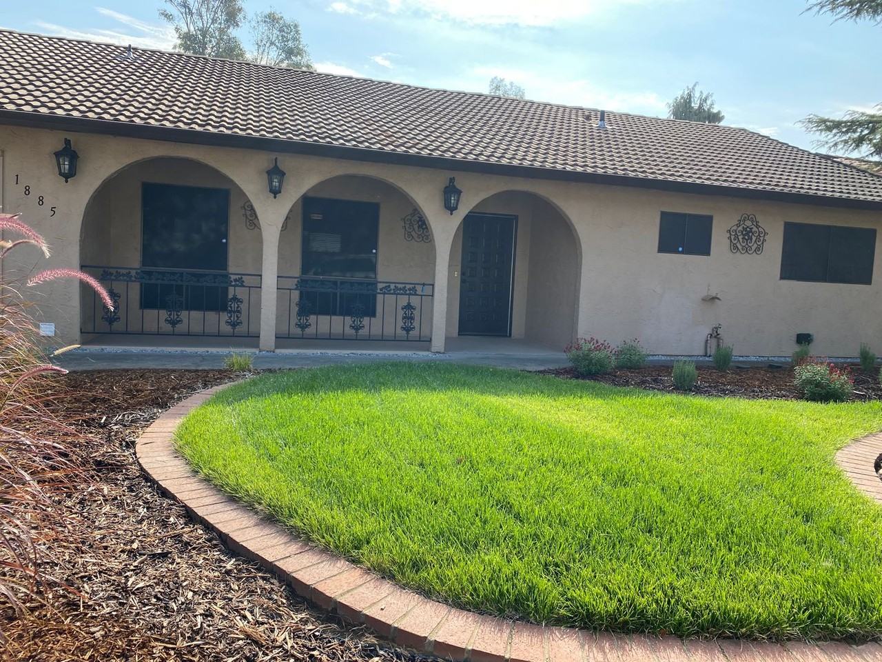 1885 Bechelli Ln - Photo 3 of 22