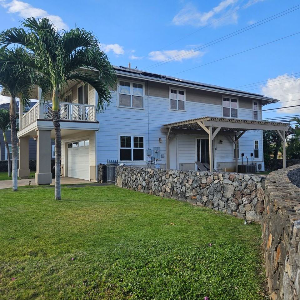 142 Moana Ave - Photo 5 of 35