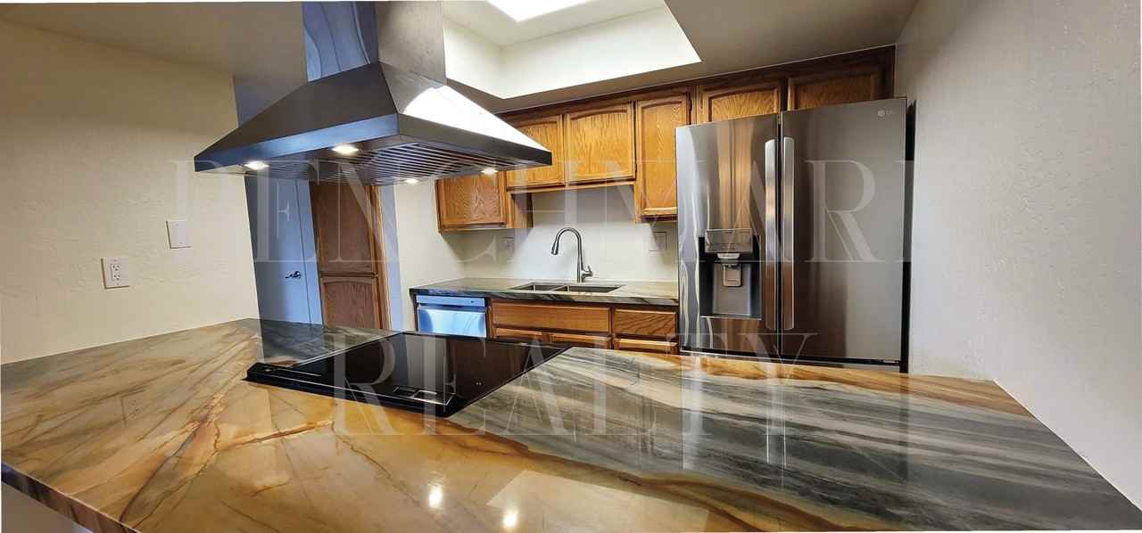 2845 Idlewild Dr #305 - Photo 2 of 20