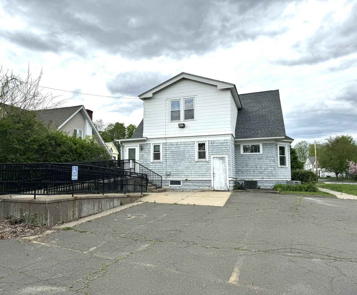 74 Court St #NA - Photo 3 of 32