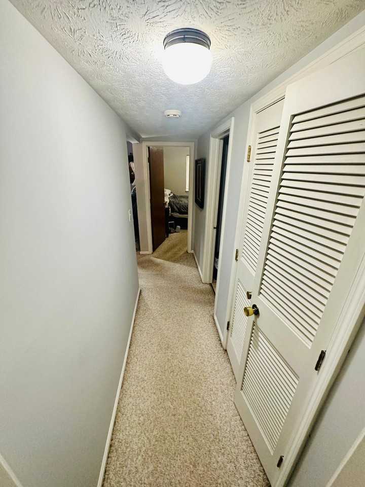 4225 Chester Dr - Photo 3 of 6