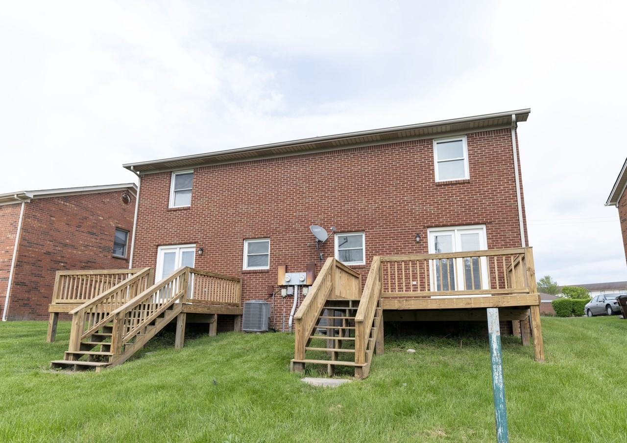 202 S Keeneland Dr #A - Photo 4 of 20