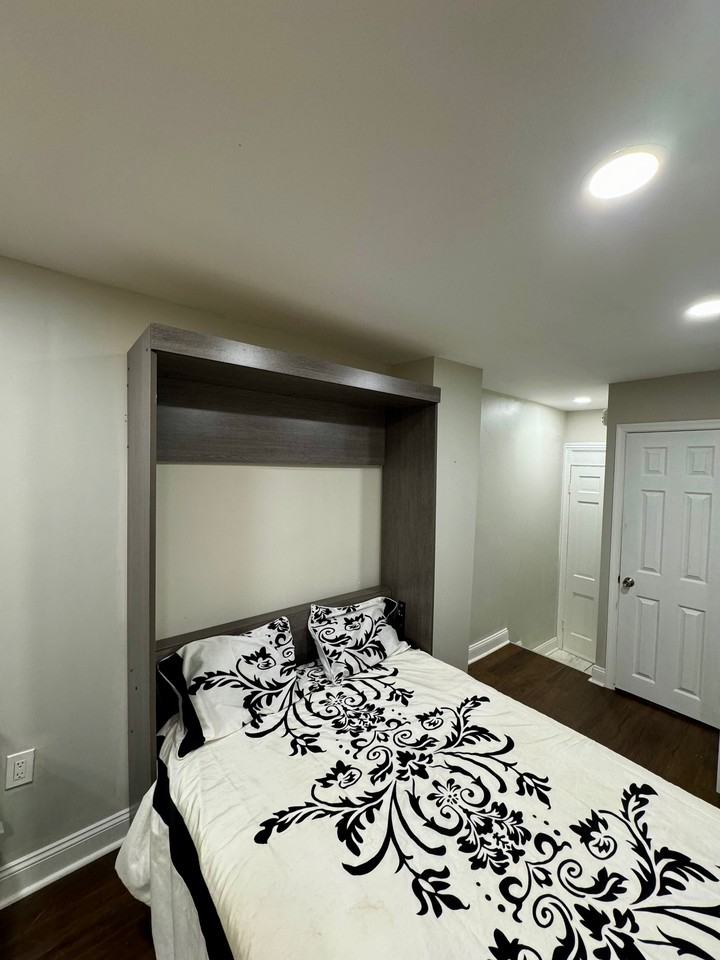 320 South 16th Street #2R - Photo 5 of 23