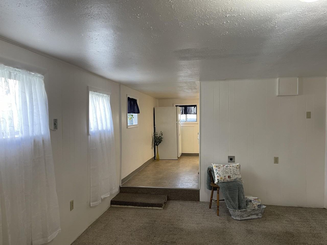 726 Broadway St #4 - Photo 3 of 11